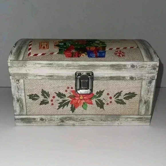 Santa Claus letter box - Picture 1 of 6